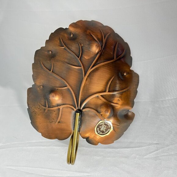 Vintage Coppercraft Guild Copper Leaf  trinket  Dish 1633 Autumn Leaf Made in US - Picture 2 of 3
